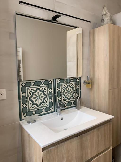 Cosy Joliette, Central, Climatise, 2 Chambres, Wifi, Garage Marseille Exteriör bild